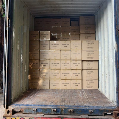 LEGEND TIMES שולחת היום 2000 תיקי גולף